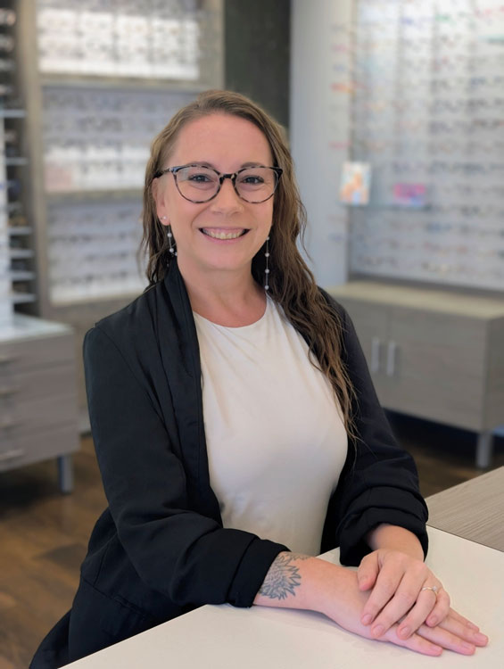 Laura-Front-Desk Meet Our Doctors
