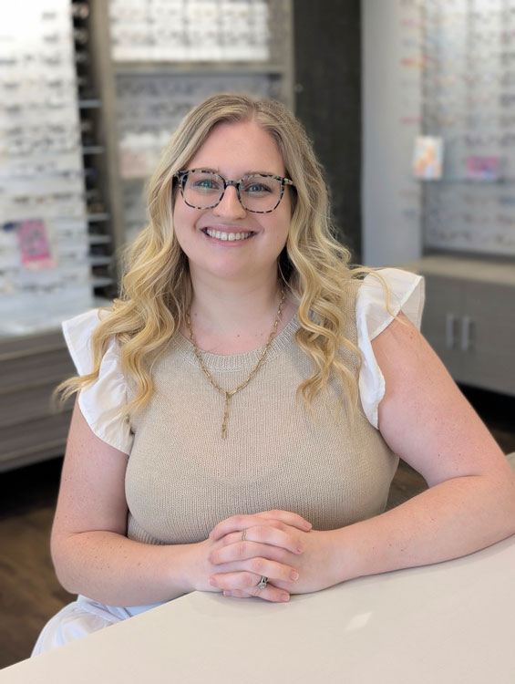 Macy-Optician Meet Our Doctors